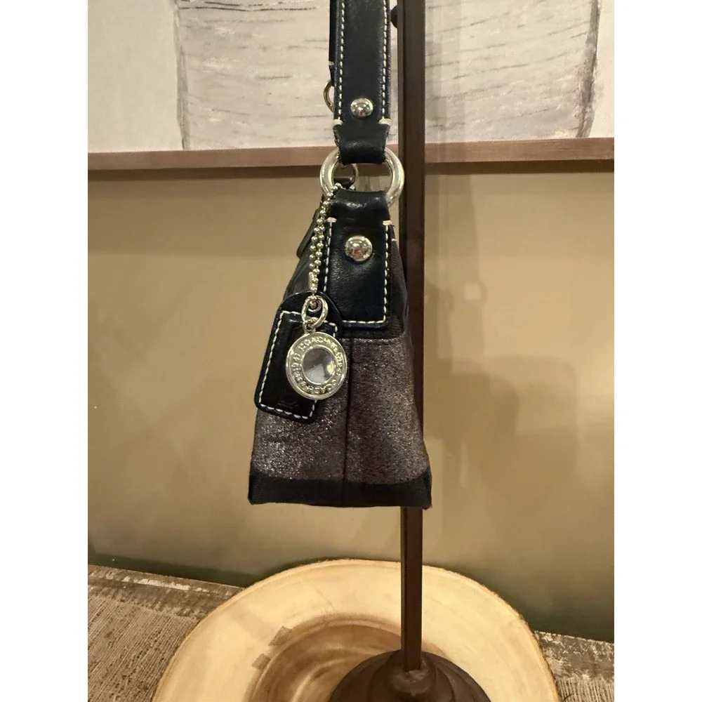 Coach signature black